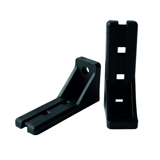 Suportes tipo L para fixação de abraçadeiras – instalação firme em superfícies planas.